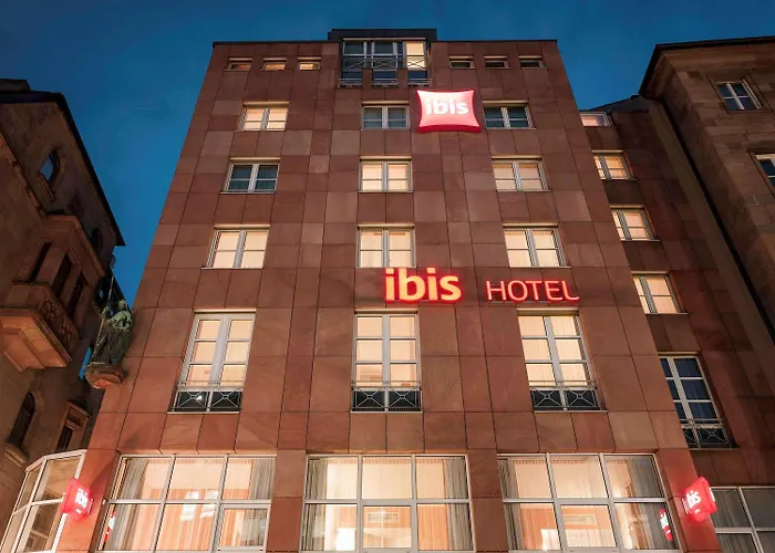 Ibis Altstadt Hotel 2*