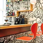 Ibis Altstadt Hotel 2*