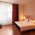 Ibis Altstadt 2* Neurenberg