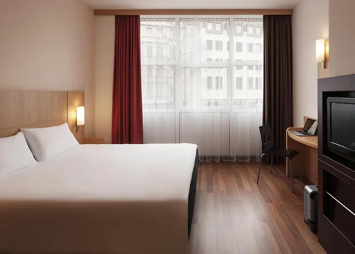Hotel Ibis Altstadt Norimberga